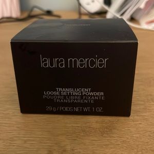 NEW IN BOX Laura Mercier Translucent Powder 1 oz